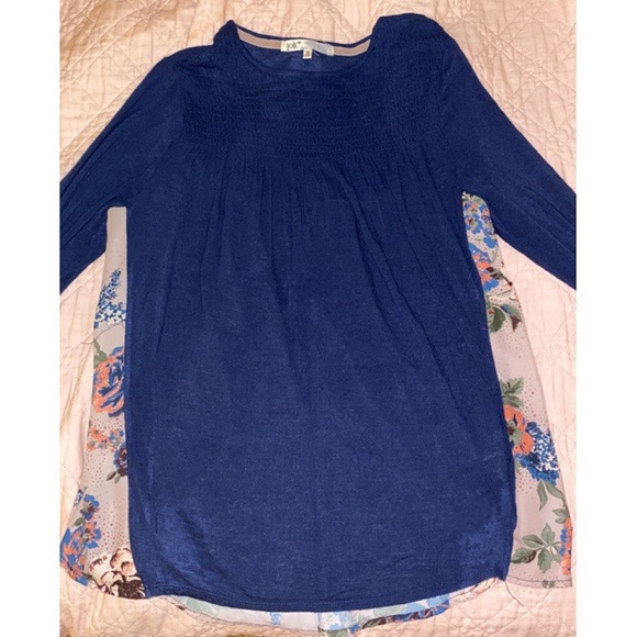 Flowy Top - Picture 3 of 4